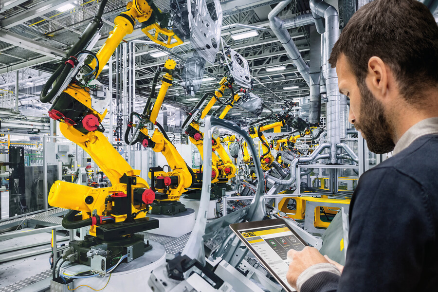 FANUC: more efficiency and productivity on the factory floor