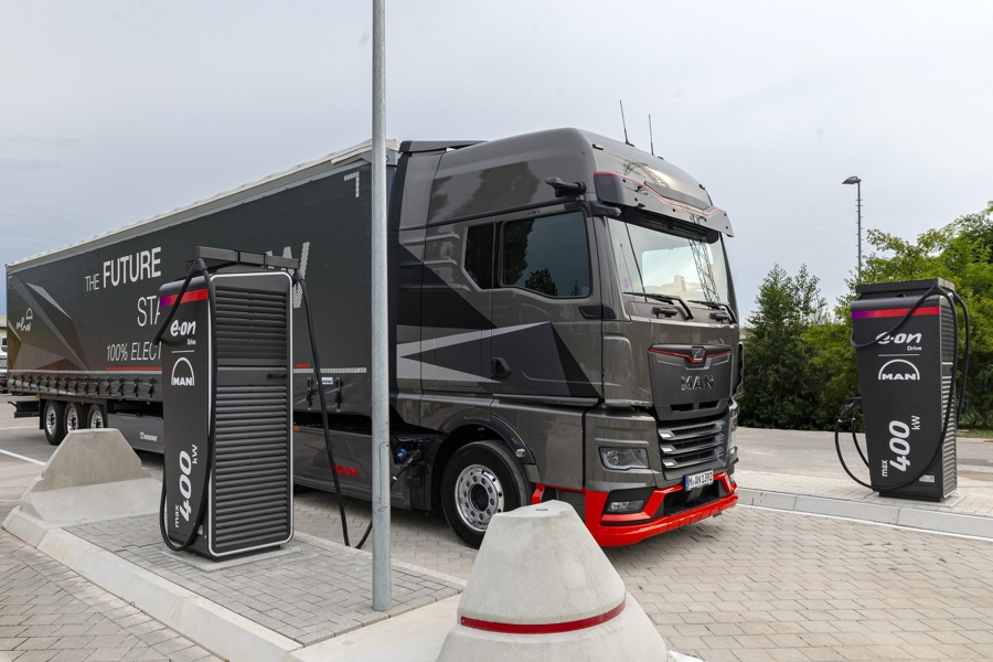E.ON, Eldrive and ZSE expand European charging infrastructure for electric trucks and cars